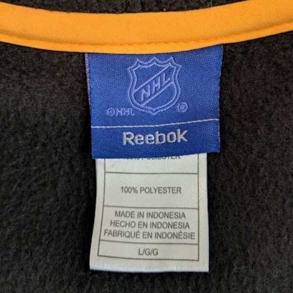 Boy's Reebok Boston Bruins Zip Hoodie Large - Picture 3 of 4